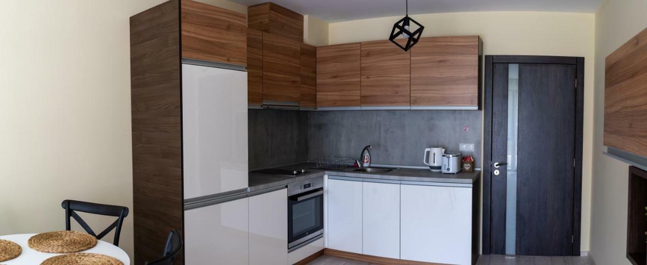 La Familia Apartments Varna Eksteriør bilde